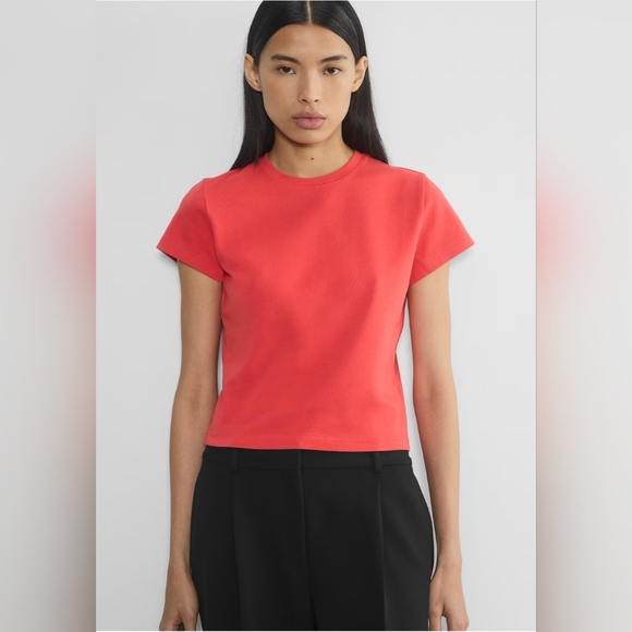 NWT Aritzia Babaton InterLock Memo T-shirs, Size Small, Cherry Red - Picture 2 of 10